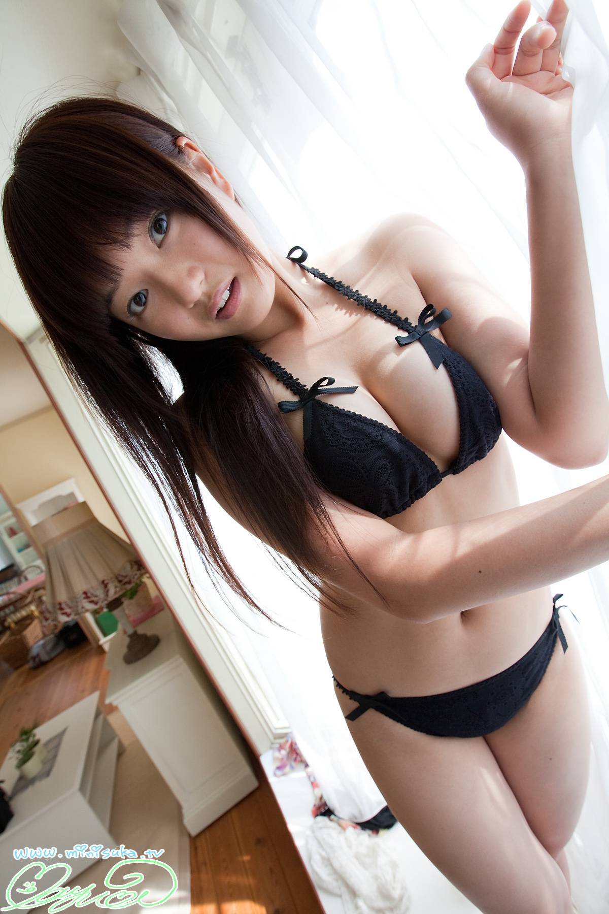 山中真由美 Mayumi Yamanaka 秋本翼 Tsubasa Akimoto